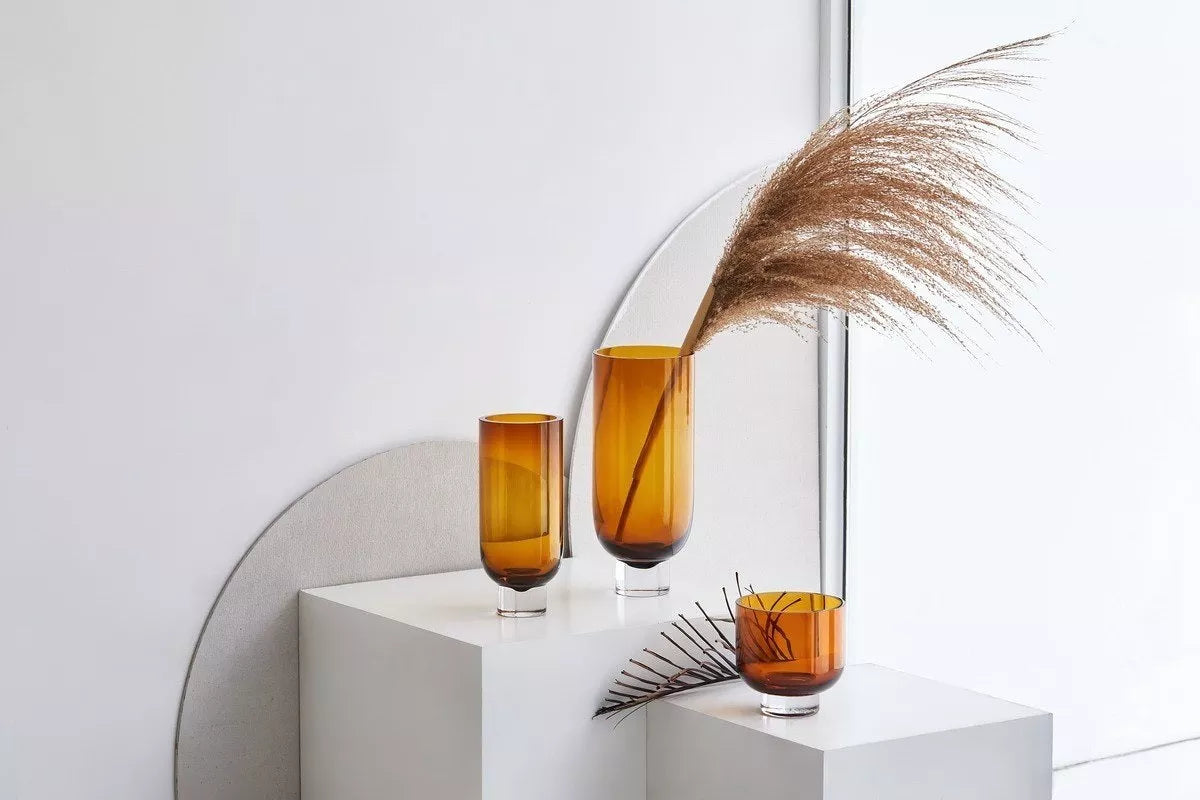 Vase en verre forme cylindrique orange foncé chaud